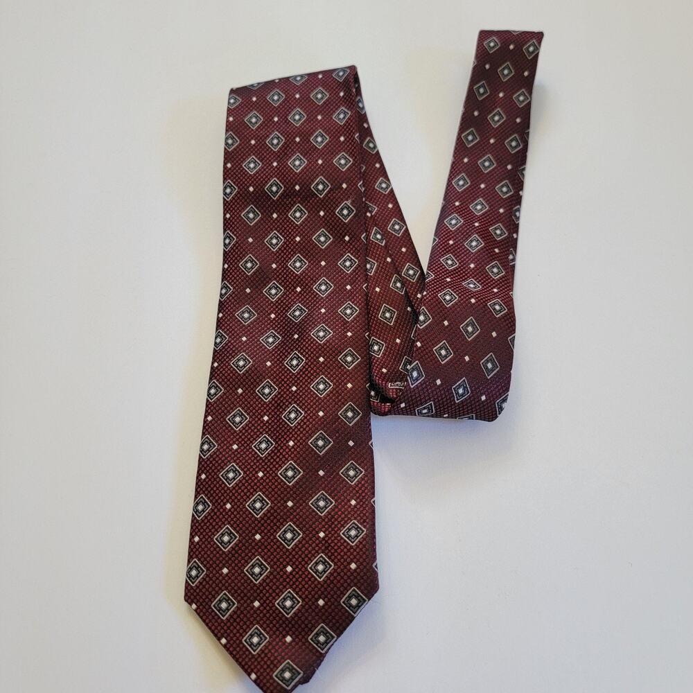Pronto Uomo Platinum Neck Tie Mens Red Geometric Diamond Pattern Business Dress